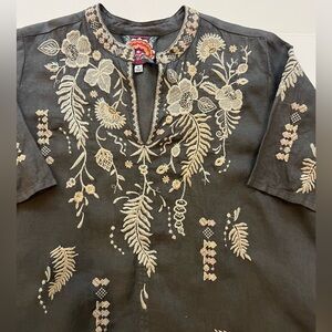 XS/S Johnny Was linen top blouse tunic. Gray w several cream shades embroidery.